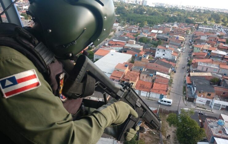 Dois homens morrem durante confronto a polícia em Lauro de Freitas