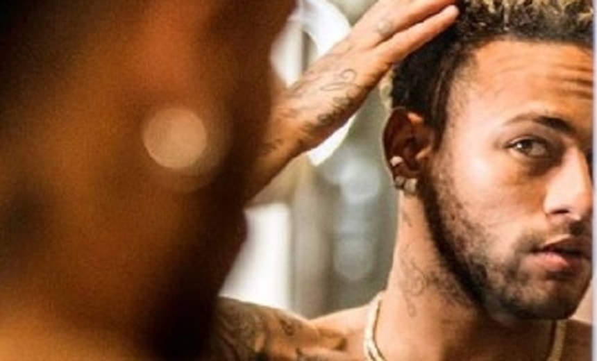 Neymar Muda Totalmente O Visual Confira Novo Penteado Aratu On