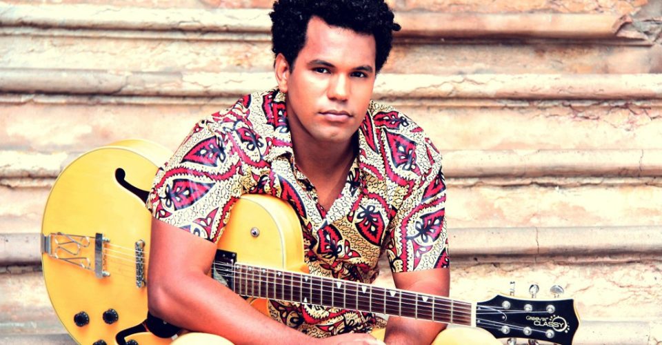 Ramon Lima Apresenta O Show Como Eu Sou No Teatro Do Sesc Senac