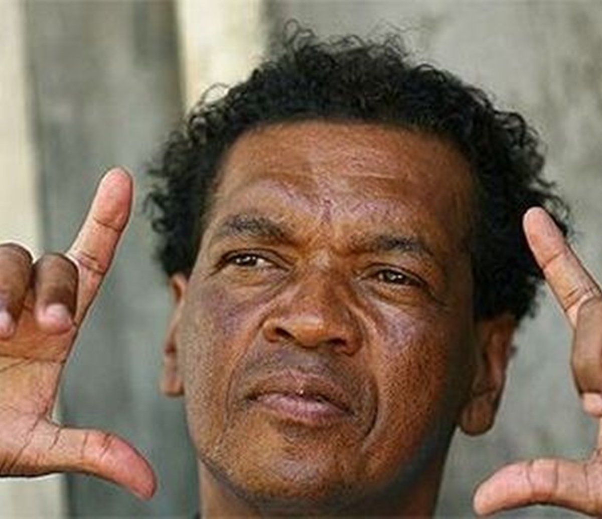 Aos Anos Morre O Compositor Baiano Paulinho Camafeu Nas Redes