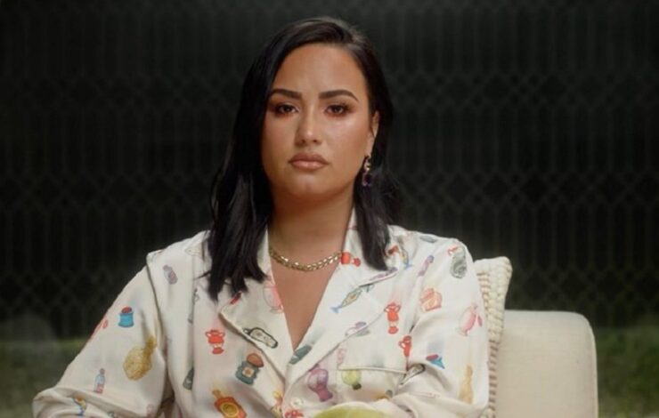 Ex Estrela Da Disney Demi Lovato Revela Que Perdeu A Virgindade Aos