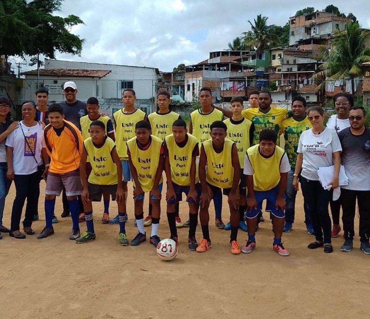 Taça das Favelas tem participação de mais de 3 mil jovens nas peneiras