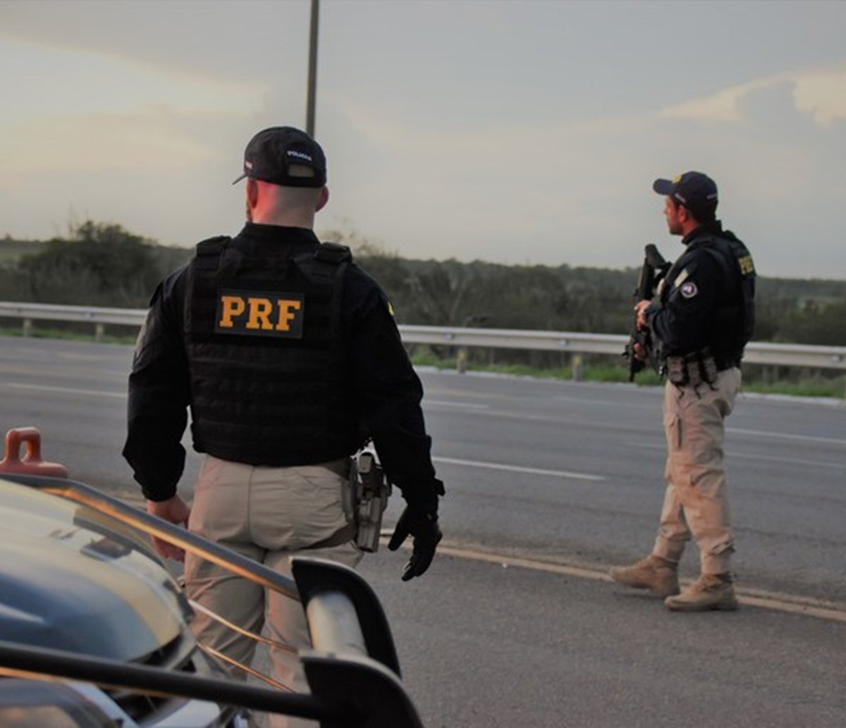 Velozes e criminosos após perseguição PRF prende motorista