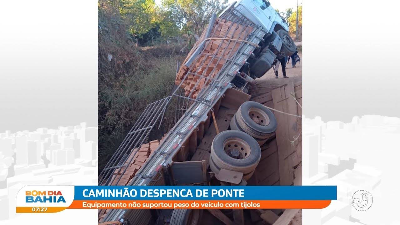 Caminh O Despenca De Ponte Na Zona Rural De Barreiras Estrutura N O