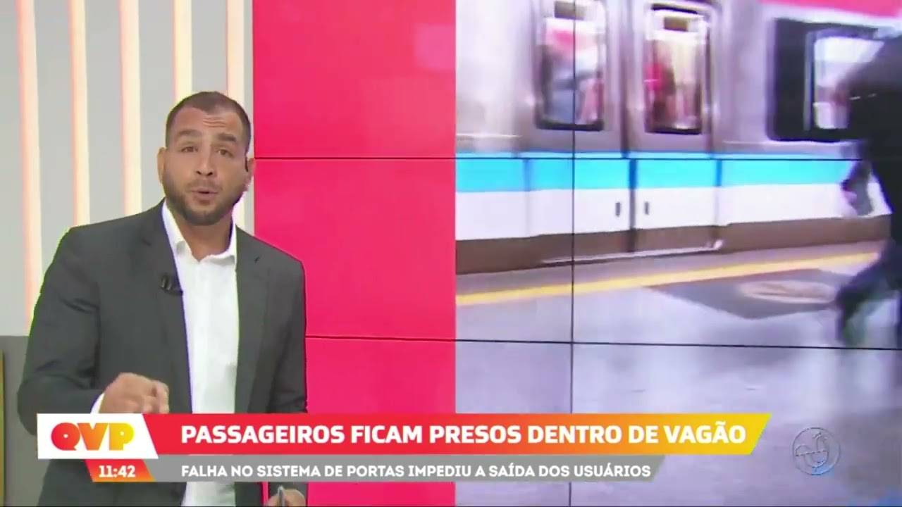 Passageiros ficam presos no vagão do metrô devido à falha em sistema de