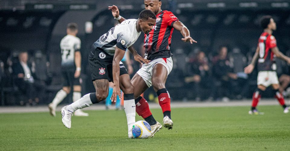 Vitória é derrotado pelo Corinthians mas segue fora da zona de