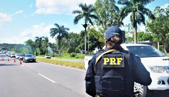 Feriado prolongado registra 13 prisões e quase 3 mil infrações em rodovias baianas