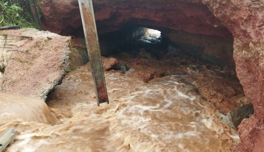 Chuvas atingem 64 cidades baianas e afetam trânsito em 19 rodovias