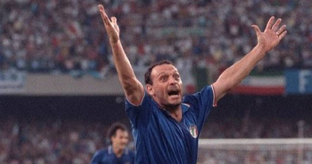 Artilheiro da Copa de 1990,  Toto Schillaci morreu aos 59 anos nesta quarta-feira (18)