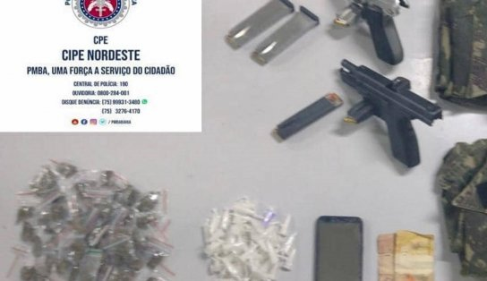 Polícia apreendeu pistolas, mais de 50 pinos de cocaína e 85 porções de maconha com dupla que sequestrou grávida e criança na Bahia