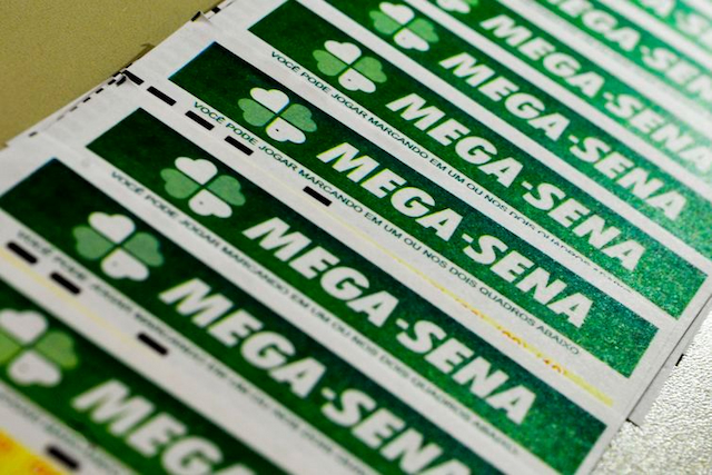 Mega-Sena pode pagar prêmio de R$ 3,5 milhões nesta quinta-feira