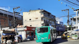 Ônibus em Tancredo Neves