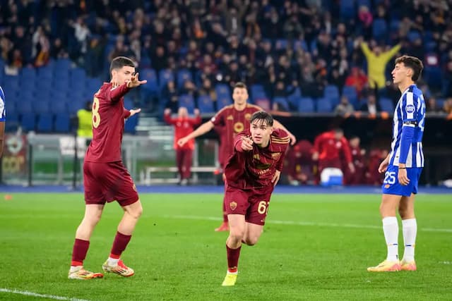 Liga Europa: Roma supera Porto e passa de fase junto com AZ, FCSB e Bodø