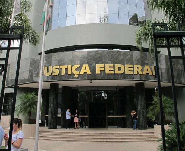 Lava Jato: Justiça bloqueia quase R$ 1 bi de empreiteiras