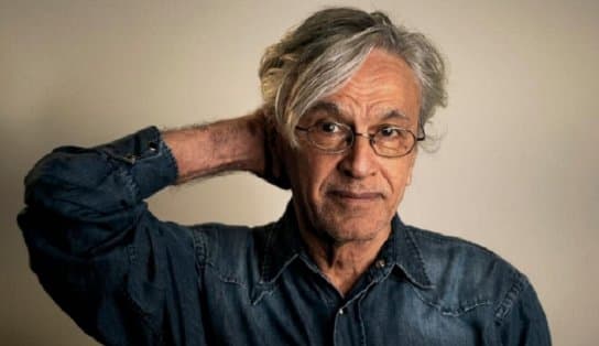 Caetano Veloso pede para não ser importunado em férias na Bahia: 'quero ficar bem descansandinho’