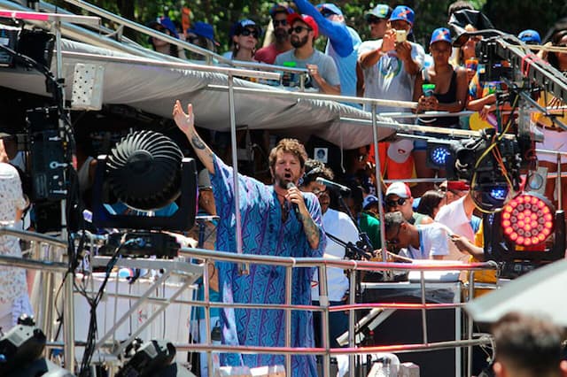 Saulo leva samba sul-coreano para sua Pipoca no Carnaval 