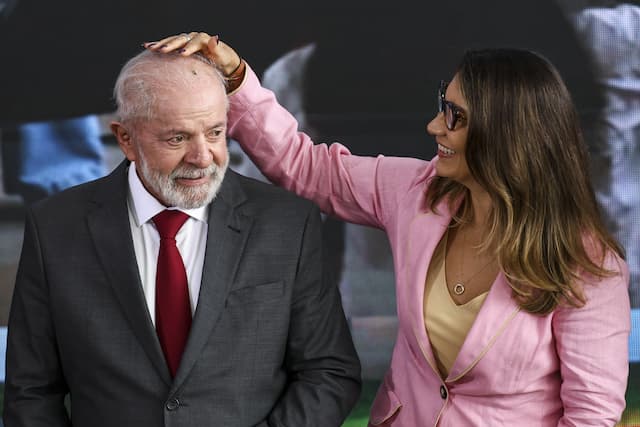 Lula faz novos exames de imagem da cabeça e é liberado para viagens