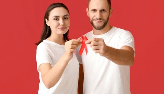 ‘Dezembro Vermelho’ destaca prevenção, diagnóstico e combate ao estigma do HIV/Aids