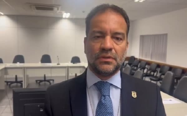 Delegado e policiais são investigados por suposto desvio de fuzis