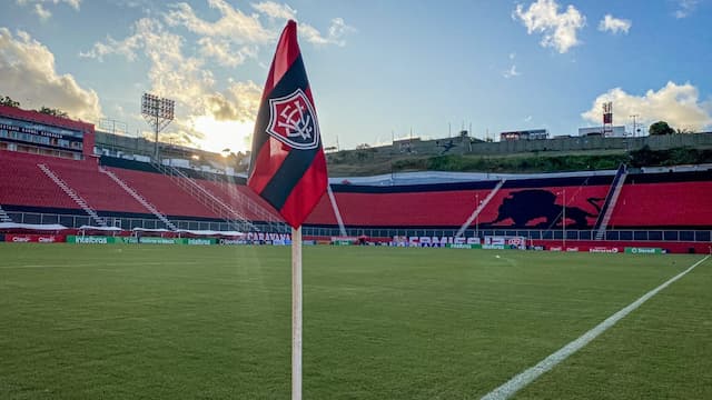 Vitória pede à FBF para tirar jogo do Bahia do Barradão após ameaças