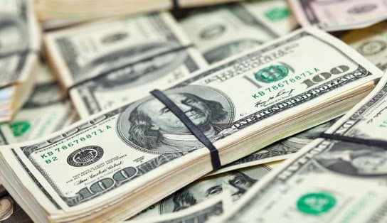 Dólar apresenta queda e chega a R$ 6,04 após posse de Trump 