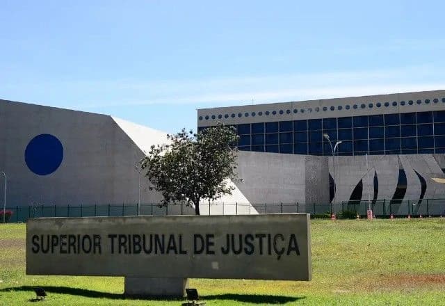 Hackers atacam rede do STJ, mas crime é detectado e interrompido