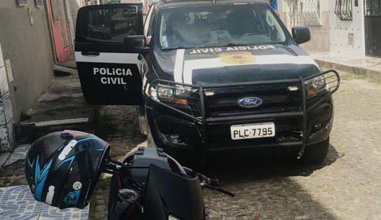 Suspeita de tráfico é presa por tentar matar guarda municipal em Ibicuí; filho dele também foi ameaçado