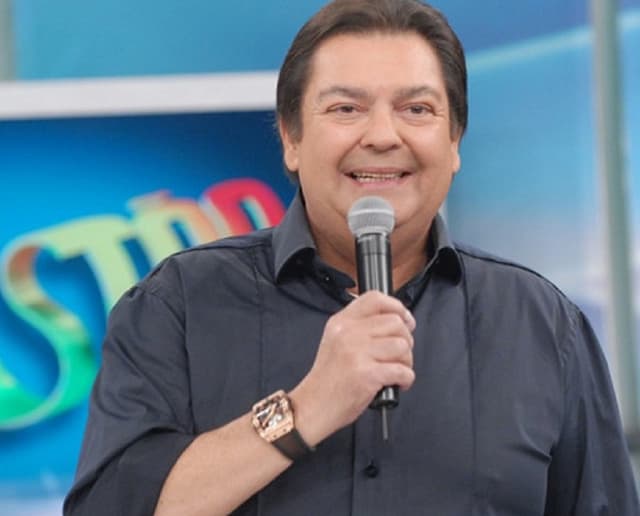 Faustão é internado em hospital para tratar infecção 