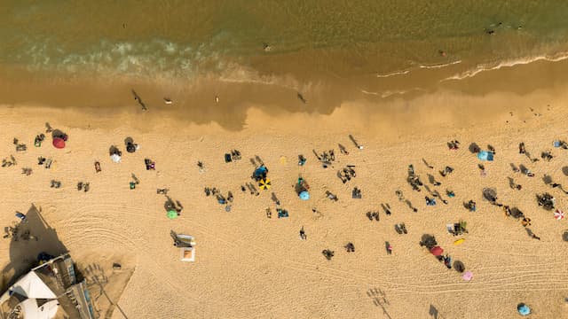 Mais de 5 mil pedem fim de caixas de som nas praias de Salvador