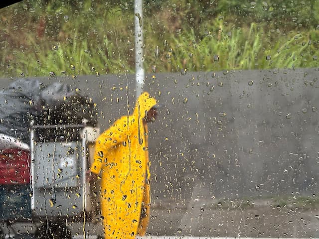 Inmet emite alerta amarelo para chuvas e ventos intensos na Bahia