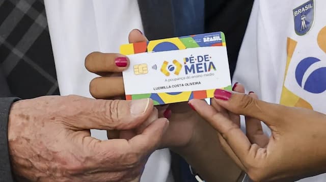 MEC vai entrar em contato com inscritos no Pé-de-Meia; saiba mais