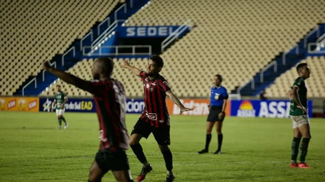 Moto Club vence Sousa e encosta no G-4 da Copa do Nordeste 2025