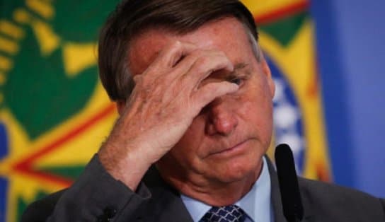 Datafolha aponta que 52% dos brasileiros acham que Bolsonaro tentou dar golpe