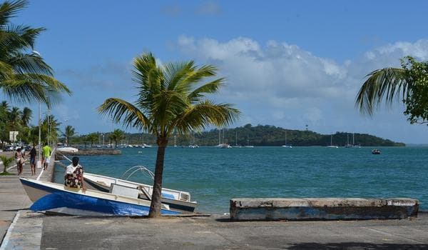 Travessia Salvador-Mar Grande é interrompida mais cedo nesta quarta-feira por conta do mar agitado