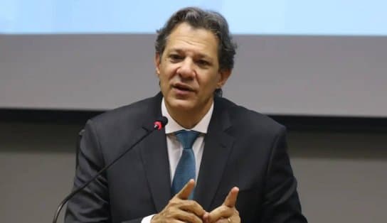 Haddad vai anunciar isenção do IR para quem ganha até R$ 5 mil