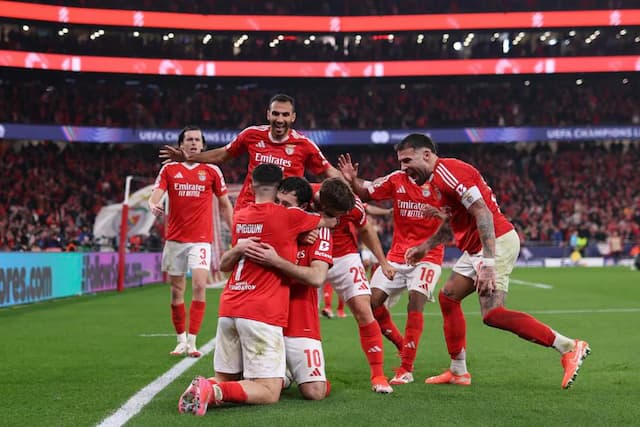 Benfica empata em 3 a 3 com Mônaco e vai às oitavas da Champions