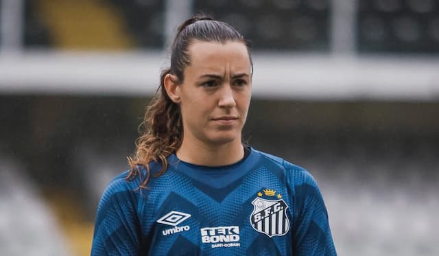 Ex-atleta do Santos revela assédios que sofreu na equipe feminina