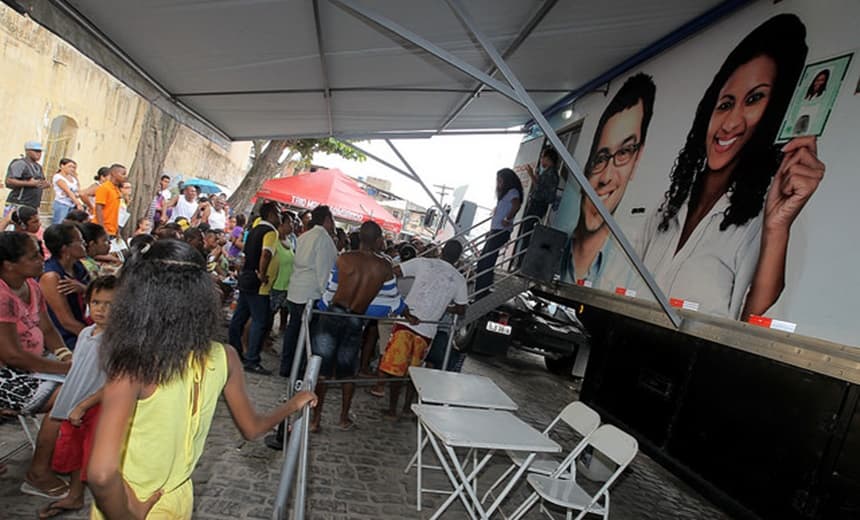 SERVIÇO: Moradores de Camaçari são beneficiados por SAC Móvel até o dia 12 de janeiro