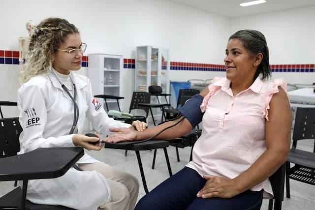 Inscrições para cursos técnicos gratuitos se encerram na quinta