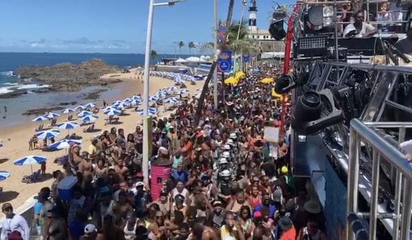 "Por mim, não acaba nunca", diz Danniel Vieira sobre o Arrastão da Quarta-feira de Cinzas; assista