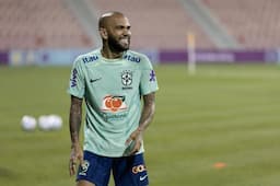 Justiça da Espanha absolve Daniel Alves da acusação de agressão sexual