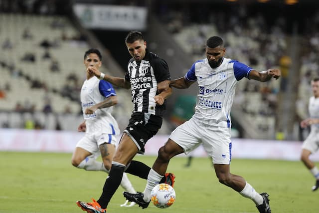 Ceará e Confiança ficam no empate em jogo no Castelão pelo Nordestão