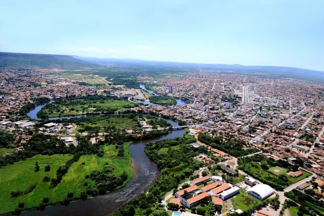 Cidades baianas registraram temperaturas acima de 35°C nas últimas 24h