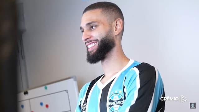 Ex-Vitória, Wagner Leonardo exalta Grêmio: 'Retorno a um clube grande'