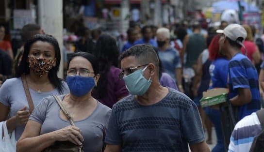 Brasil ultrapassa marca de 40 milhões de vacinados com a dose de reforço contra a Covid-19, segundo MS