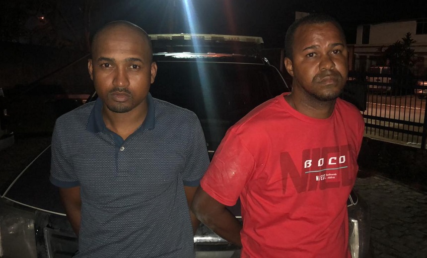 Autores de duplo homicídio em Dias d’Ávila são capturados uma hora após