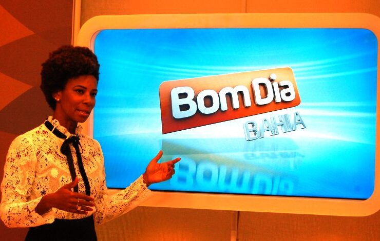 Rita Batista estreia novo Bom Dia Bahia com interatividade e foco no corujão do transporte público | Aratu On Rita Batista estreia novo Bom Dia Bahia com interatividade e foco no corujão do transporte público | Aratu On