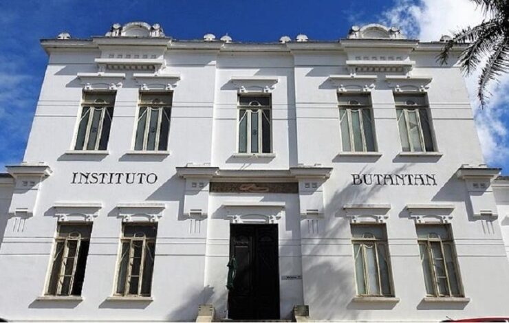 Butantan envia mais 1 milhão de doses da CoronaVac ao Ministério da Saúde e informa sobre chegada de insumos