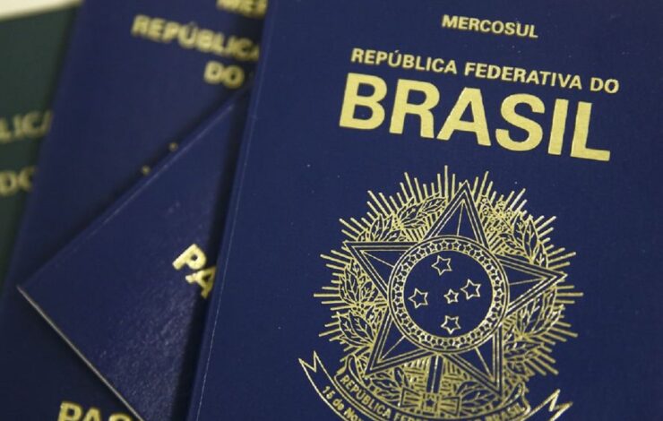 Polícia Federal anuncia normalização na emissão de passaportes; entrega será gradual