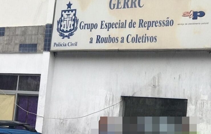Rodovi&aacute;rios e passageiros de dois &ocirc;nibus s&atilde;o v&iacute;timas de assaltos na BR-324